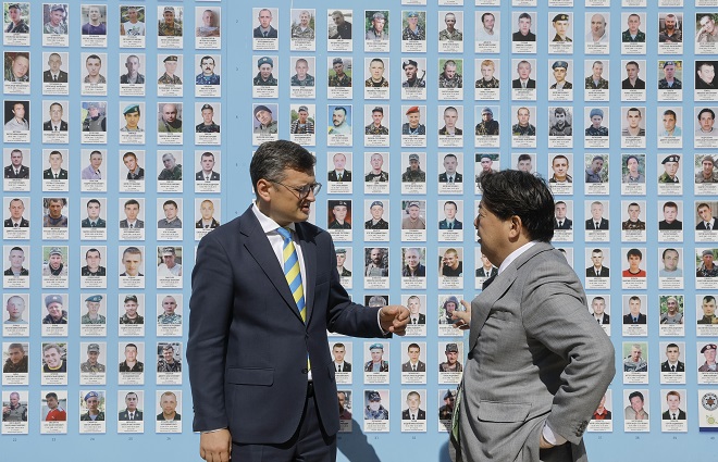 (社説)ウクライナ支援 民生分野で強み生かせ 朝日ウイークリーデジタル(Asahi Weekly DIGITAL)日本語解説付きで読めて