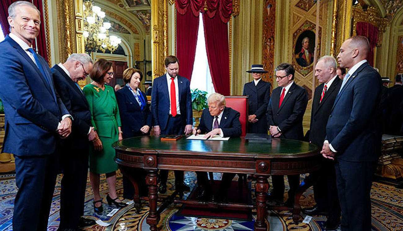 社説）トランプ政権と国際社会 米依存から脱する新秩序を | 朝日