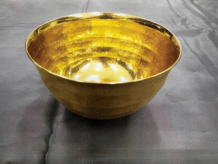 純金茶碗盗難事件で32歳の男を逮捕 | 朝日ウイークリーデジタル(Asahi