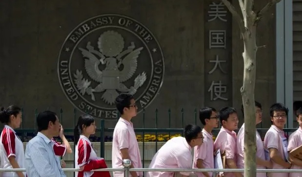 米国の学生ビザ取り消し、６千人分に