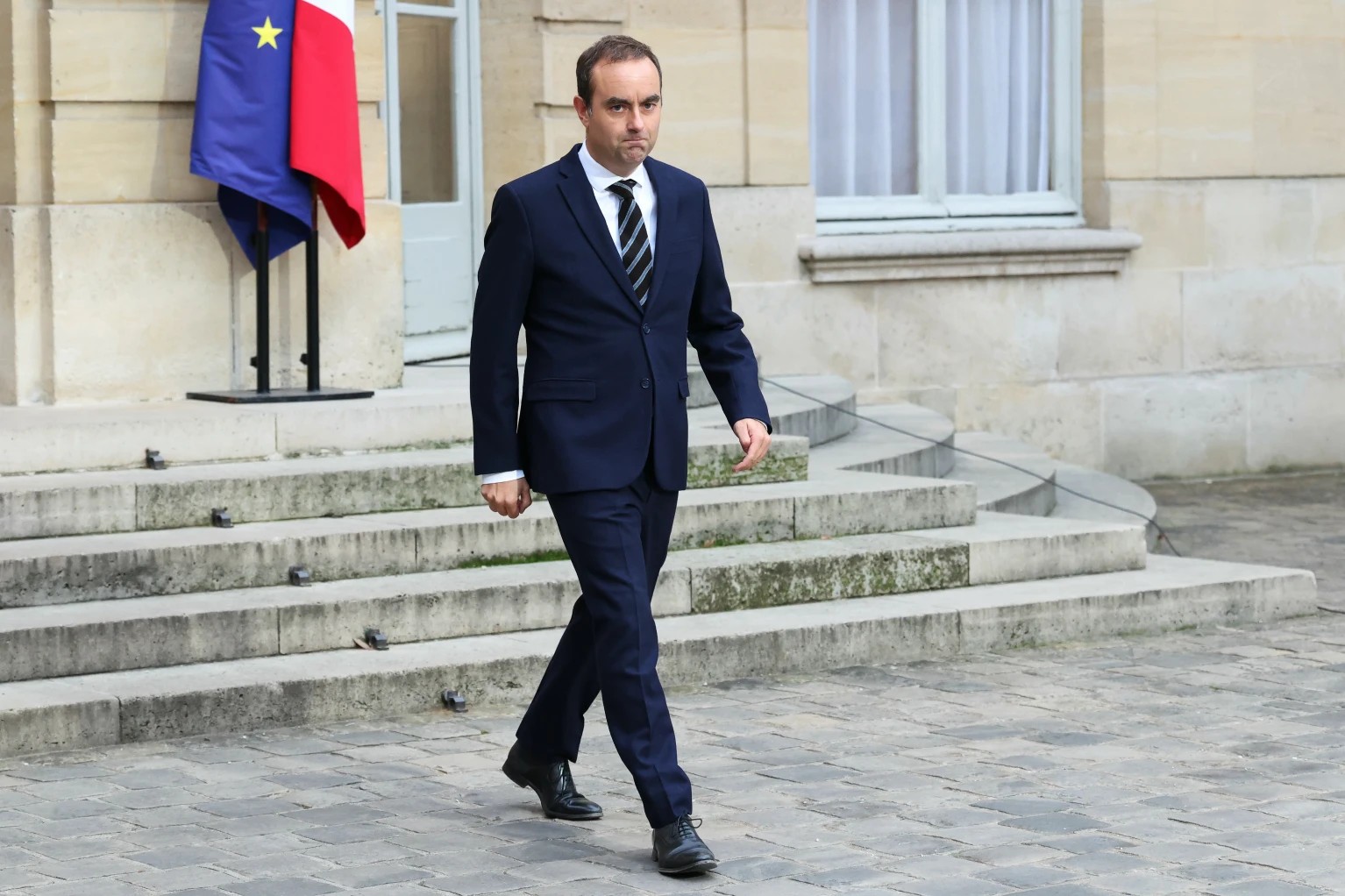 フランス首相が辞任　今年４人目のルコルニュ氏