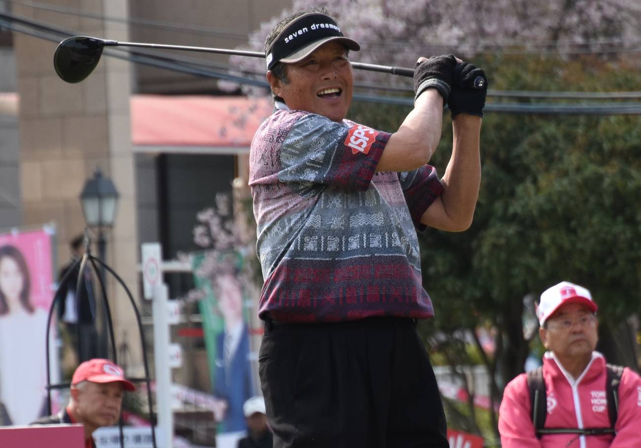 ジャンボ」尾崎将司さん死去 ツアー113勝 | 朝日ウイークリーデジタル