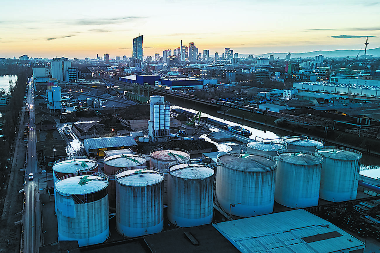 IEA agrees to record oil stockpile release over Iran war supply disruptions