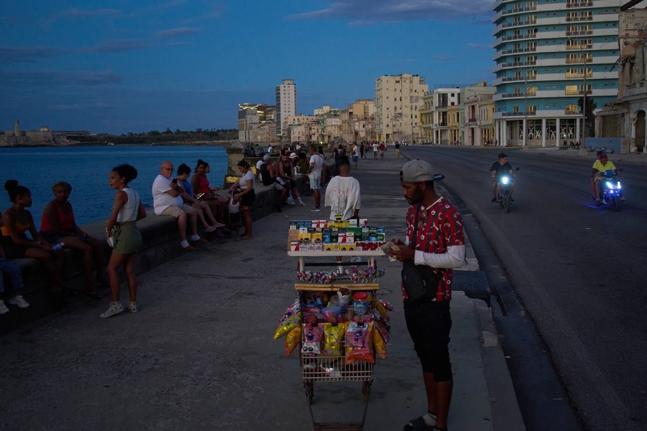 Islandwide blackout hits Cuba as it struggles with deepening energy crisis