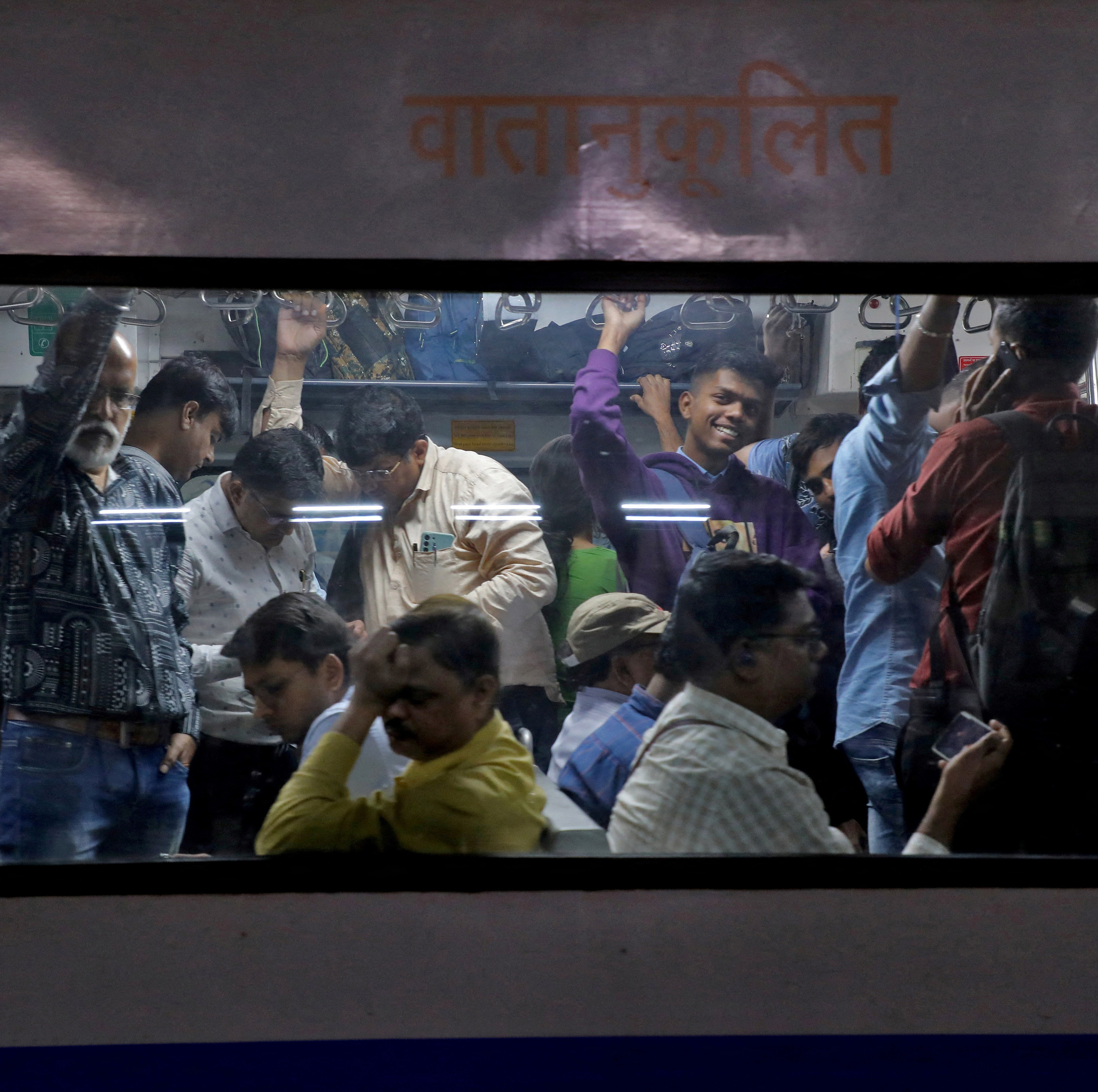 インド、世界最大規模の国勢調査始まる