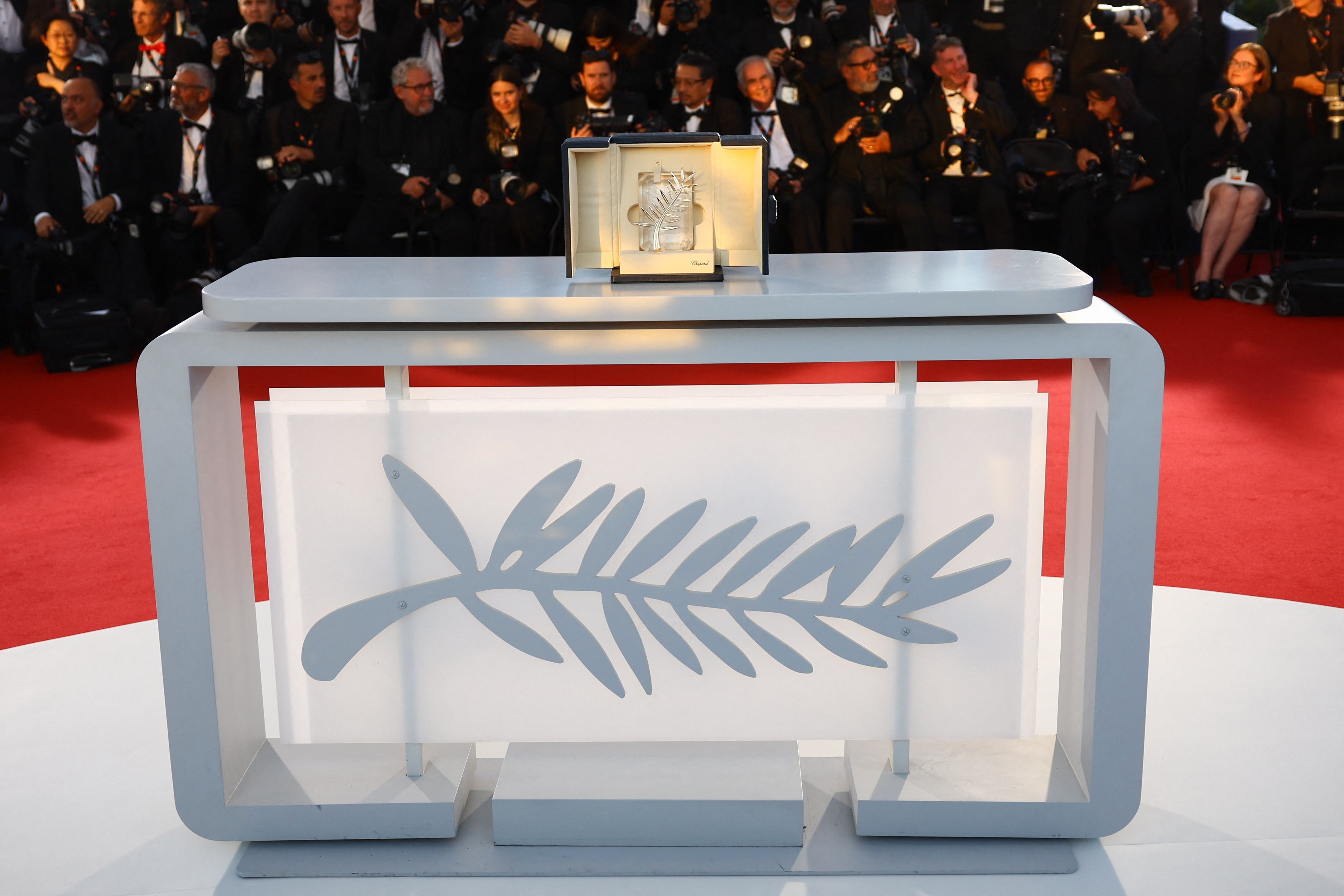 カンヌ長編部門　日本映画３作品選出　25年ぶり