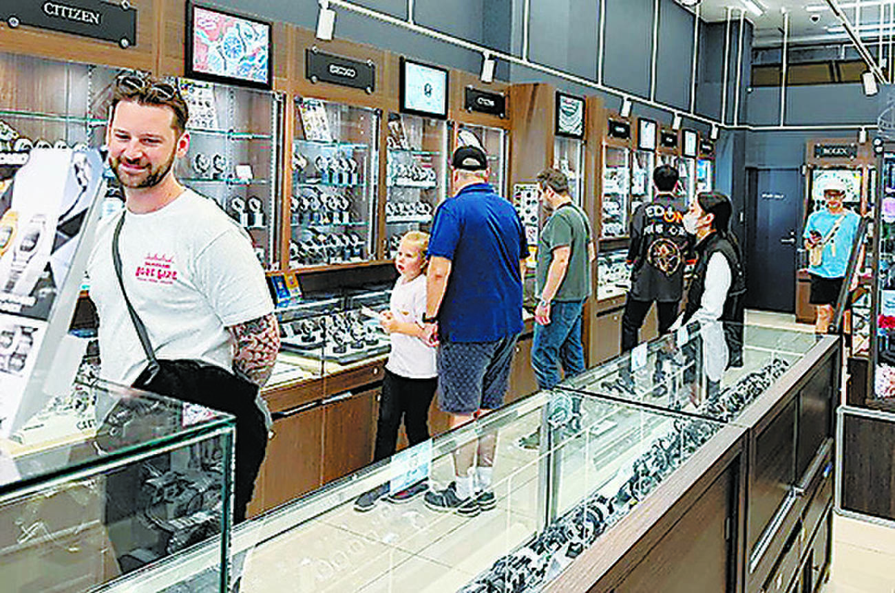 訪日外国人観光客、初の４千万人突破