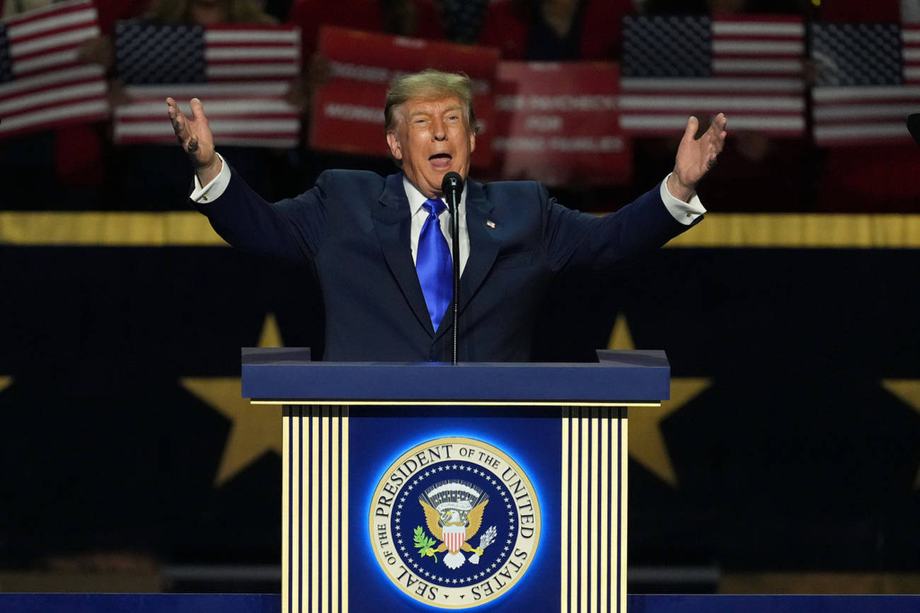 Trump vows to give every adult $5,000 if GOP wins in midterm elections