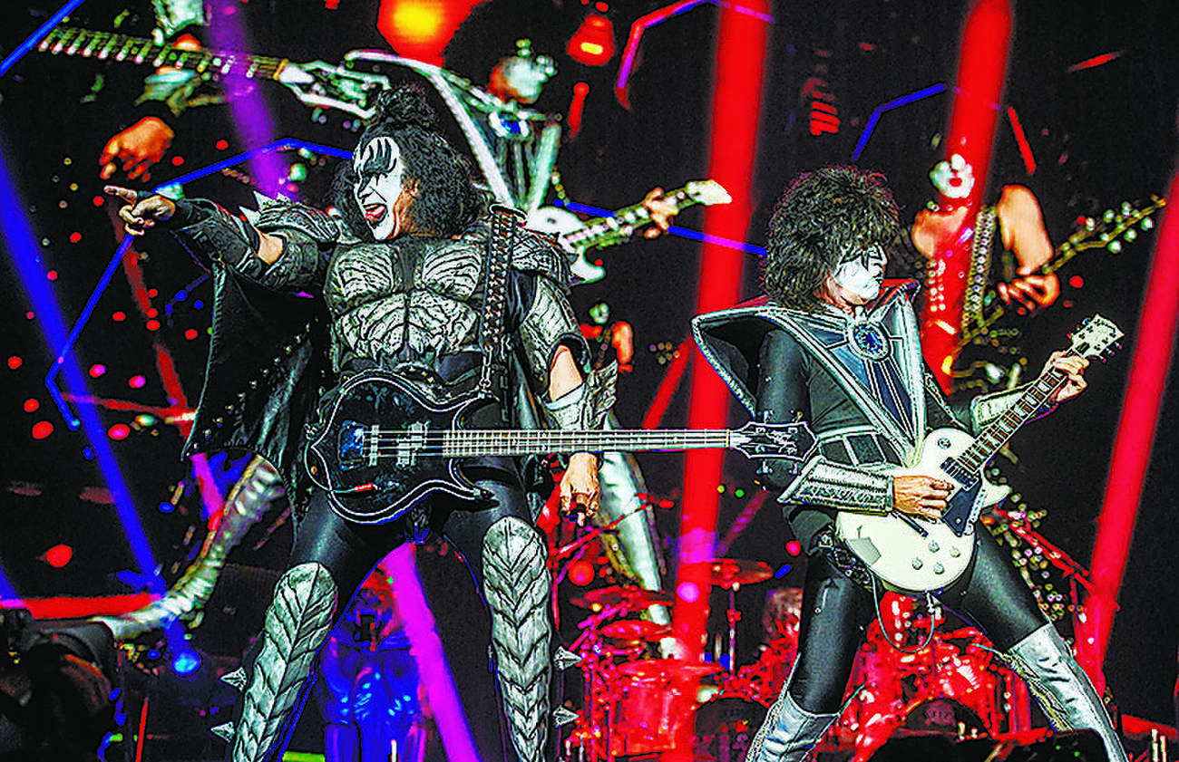 KISS」がNYで最終公演、今後はデジタルで活動 | 朝日ウイークリー