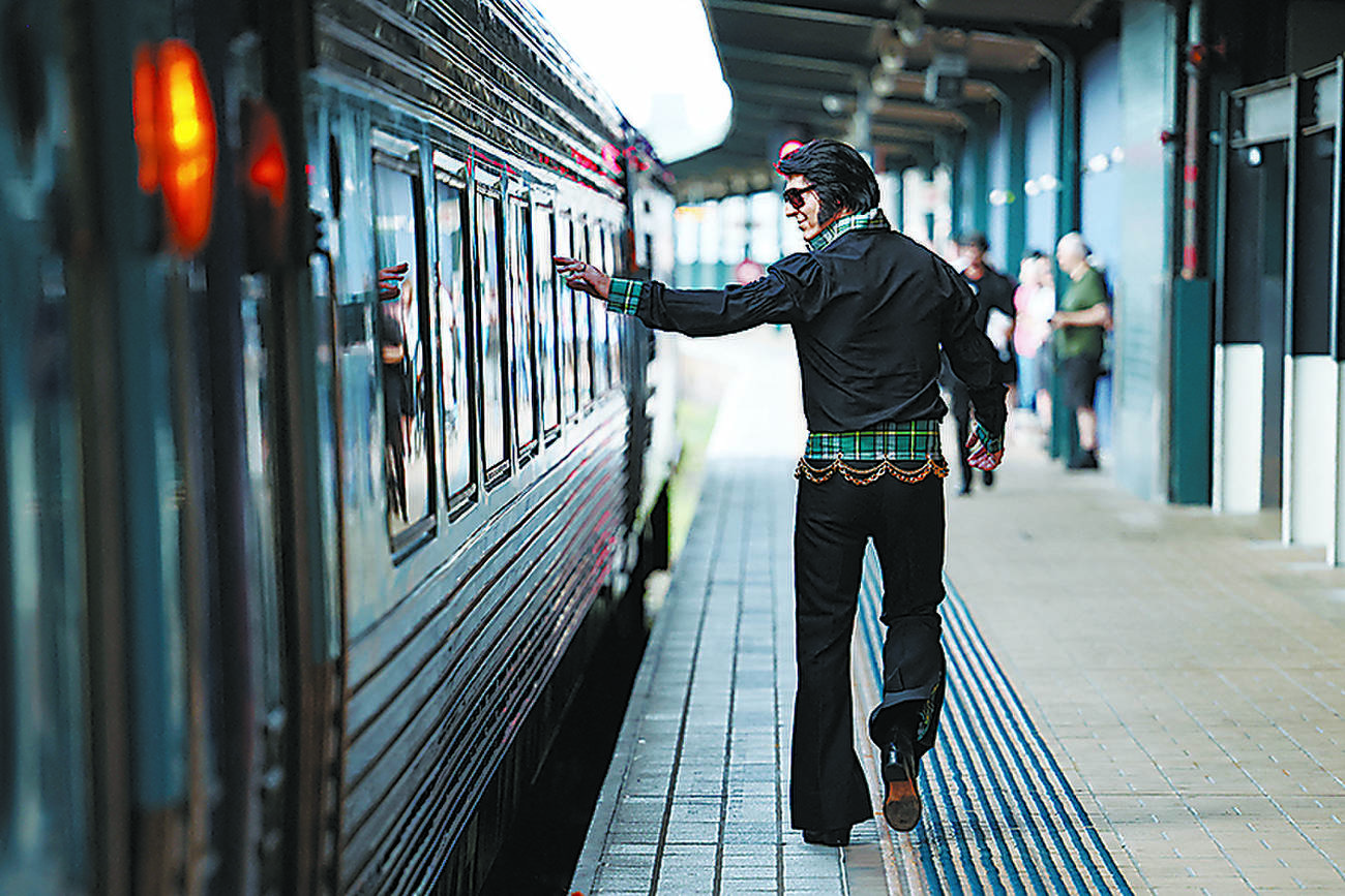 Elvis Presley train heads for Oz tribute fest