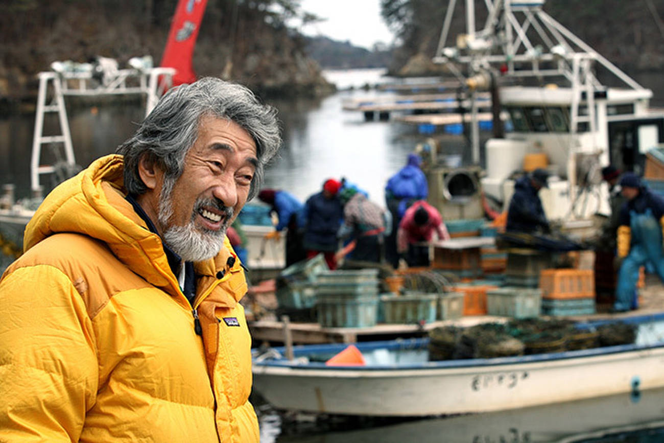 Shigeatsu Hatakeyama in Kesennuma, Miyagi Prefecture, in February 2012 (Asahi Shimbun file photo)
